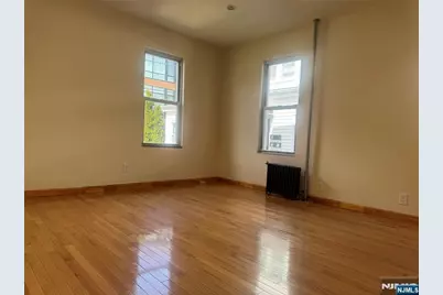 455 Catherine Street, Fort Lee, NJ 07024 - Photo 5