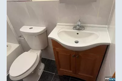 455 Catherine Street, Fort Lee, NJ 07024 - Photo 11