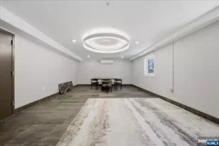 21 Lincoln 101, Newark, NJ 07102 - Photo 37