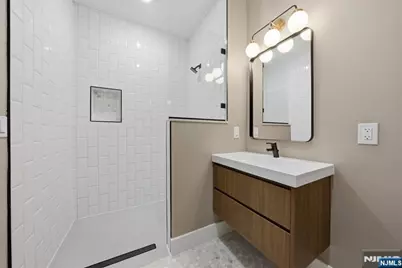 21 Lincoln Park 302 #302, Newark, NJ 07102 - Photo 21