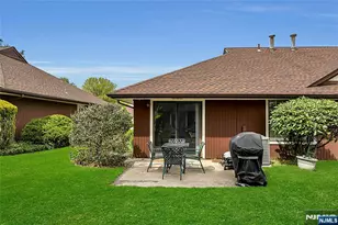22-1 Tamaron Dr, Waldwick, NJ 07463 - Photo 29