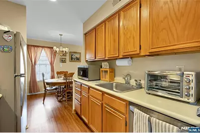 22-1 Tamaron Drive, Waldwick, NJ 07463 - Photo 13