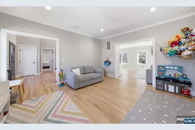 5 Laura Lane, Oakland, NJ 07436 - Photo 9