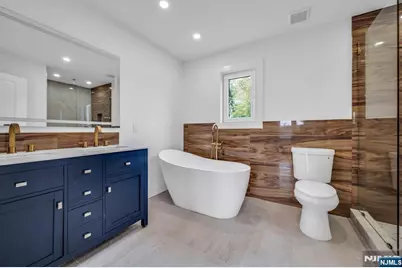 378 Marvin Avenue, Hackensack, NJ 07601 - Photo 29