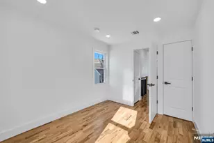 309 Ottawa Ave, Hasbrouck Heights, NJ 07604 - Photo 31