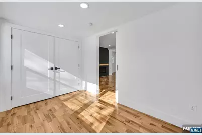 309 Ottawa Avenue, Hasbrouck Heights, NJ 07604 - Photo 19