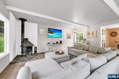 717 Orange Court, River Vale Township, NJ 07675 - Photo 13