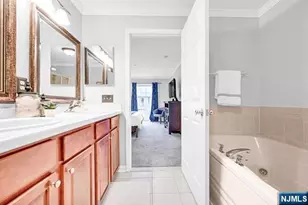 106 Rock Creek Dr T211, Clifton, NJ 07014 - Photo 31