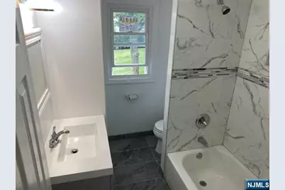 467 Knoll Road, New Milford, NJ 07646 - Photo 15