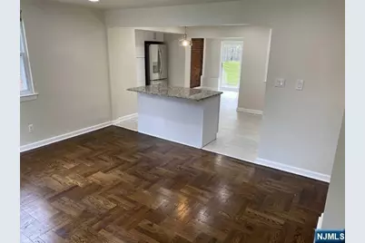 467 Knoll Road, New Milford, NJ 07646 - Photo 3