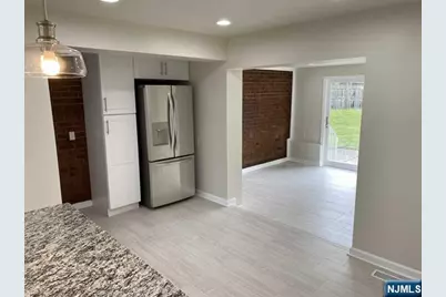 467 Knoll Road, New Milford, NJ 07646 - Photo 5