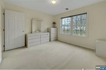 123 Livingston Avenue, Livingston, NJ 07039 - Photo 25