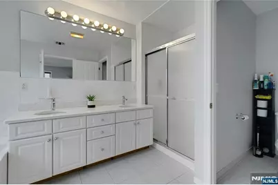 123 Livingston Avenue, Livingston, NJ 07039 - Photo 23