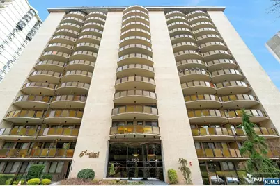 150 Overlook Avenue 1 #1, Hackensack, NJ 07601 - Photo 1