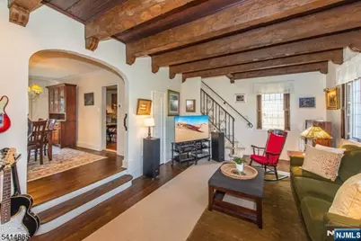 31 Windsor Road, Clifton, NJ 07012 - Photo 3