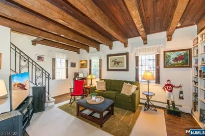 31 Windsor Road, Clifton, NJ 07012 - Photo 5