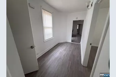 70 Welland Avenue, Irvington, NJ 07111 - Photo 3