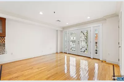 317 11th Street 2 #2, Union City, NJ 07087 - Photo 3