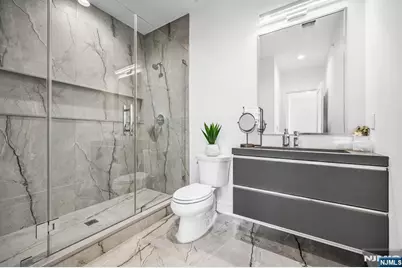 28 Skye Drive, Paramus, NJ 07652 - Photo 35