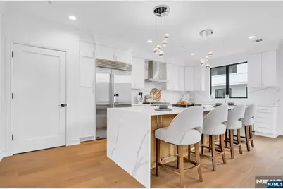 28 Skye Drive, Paramus, NJ 07652 - Photo 11