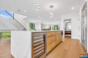 28 Skye Dr, Paramus, NJ 07652 - Photo 13