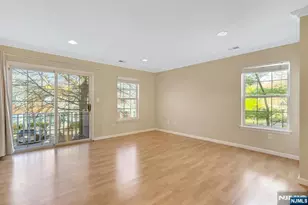 2109 Henry Ct, Mahwah, NJ 07430 - Photo 9