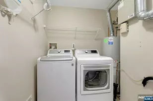 2109 Henry Ct, Mahwah, NJ 07430 - Photo 23