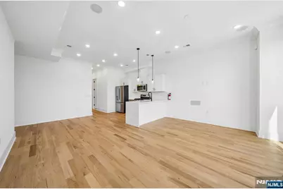 169 Bowers Street 2 #2, Jersey City, NJ 07307 - Photo 7