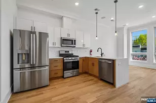 169 Bowers Street 2, Jersey City, NJ 07307 - Photo 3