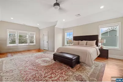 203 Marcotte Lane, Bergenfield, NJ 07621 - Photo 23