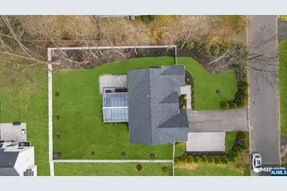 203 Marcotte Lane, Bergenfield, NJ 07621 - Photo 5