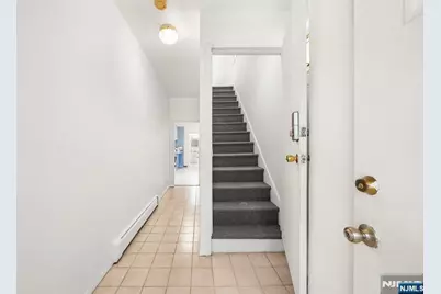539 Bergen Boulevard, Ridgefield, NJ 07657 - Photo 19