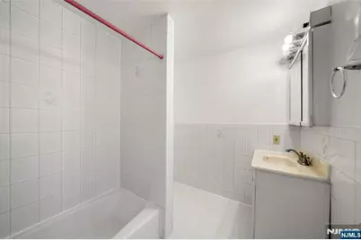 539 Bergen Boulevard, Ridgefield, NJ 07657 - Photo 23