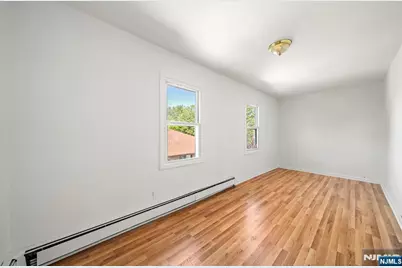 539 Bergen Boulevard, Ridgefield, NJ 07657 - Photo 13