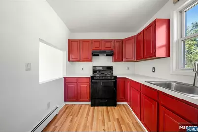 539 Bergen Boulevard, Ridgefield, NJ 07657 - Photo 9