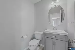 2 Marina Dr 2, Bayonne, NJ 07002 - Photo 11