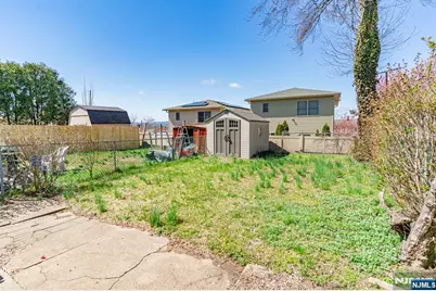 538 Jefferson Street, Carlstadt, NJ 07072 - Photo 13