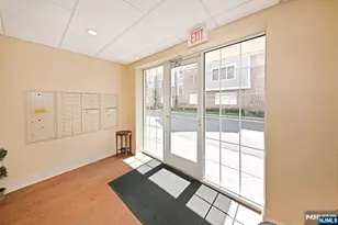 2303 Rio Vista Ln, Northvale, NJ 07647 - Photo 3