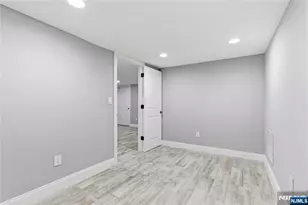 54 Lawton Ave, Cliffside Park, NJ 07010 - Photo 33