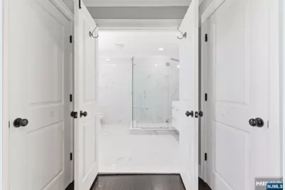 54 Lawton Avenue, Cliffside Park, NJ 07010 - Photo 17