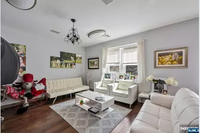576-580 Maple Avenue, Ridgewood, NJ 07450 - Photo 5