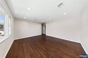 11 Sibel Ct 2, Woodland Park, NJ 07424 - Photo 5