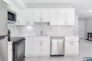 266 2nd Ave, Newark, NJ 07107 - Photo 19