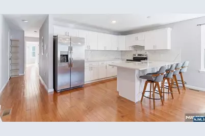 266 2nd Avenue, Newark, NJ 07107 - Photo 5