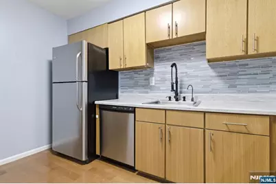308-310 Passaic Avenue 215 #215, Harrison, NJ 07029 - Photo 3