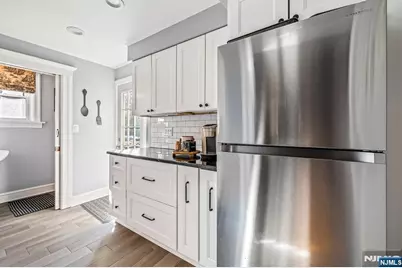 208 Mortimer Avenue, Rutherford, NJ 07070 - Photo 15