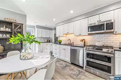 208 Mortimer Avenue, Rutherford, NJ 07070 - Photo 13