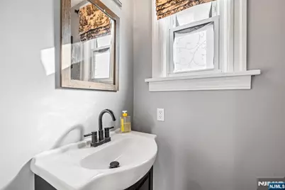 208 Mortimer Avenue, Rutherford, NJ 07070 - Photo 17
