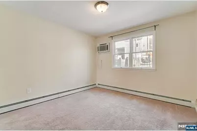 54 Chestnut Street, Weehawken, NJ 07086 - Photo 11