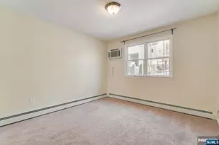 54 Chestnut St, Weehawken, NJ 07086 - Photo 11